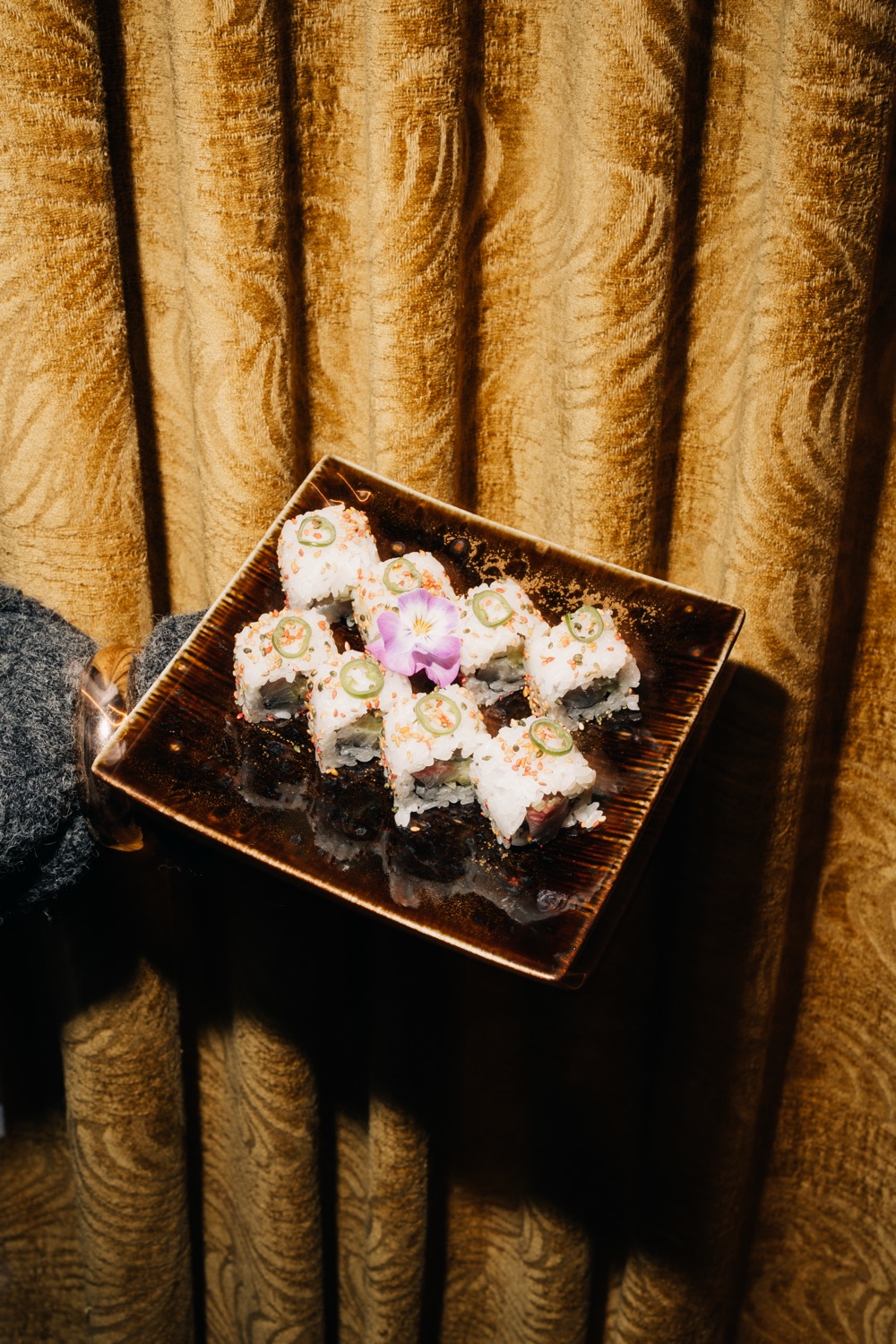 Sashimi, garnished